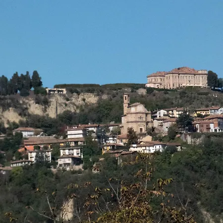 Casa Lucrezia Alba (Piedmont)
